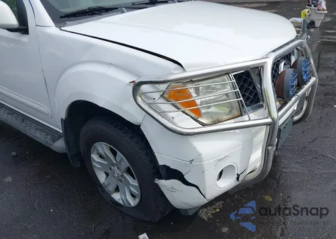 2005 Nissan Pathfinder Le из США, поврежденный, VIN 5N1AR18W35C723304